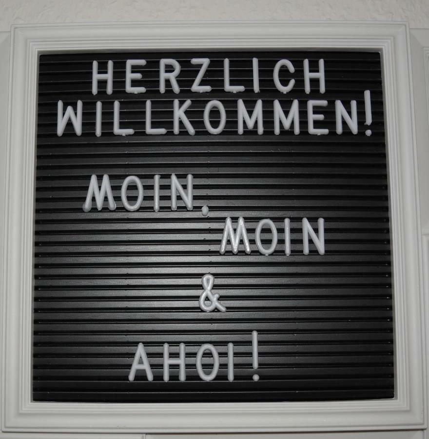 Moin, Moin & Ahoi! Apartamento Kiel Exterior foto